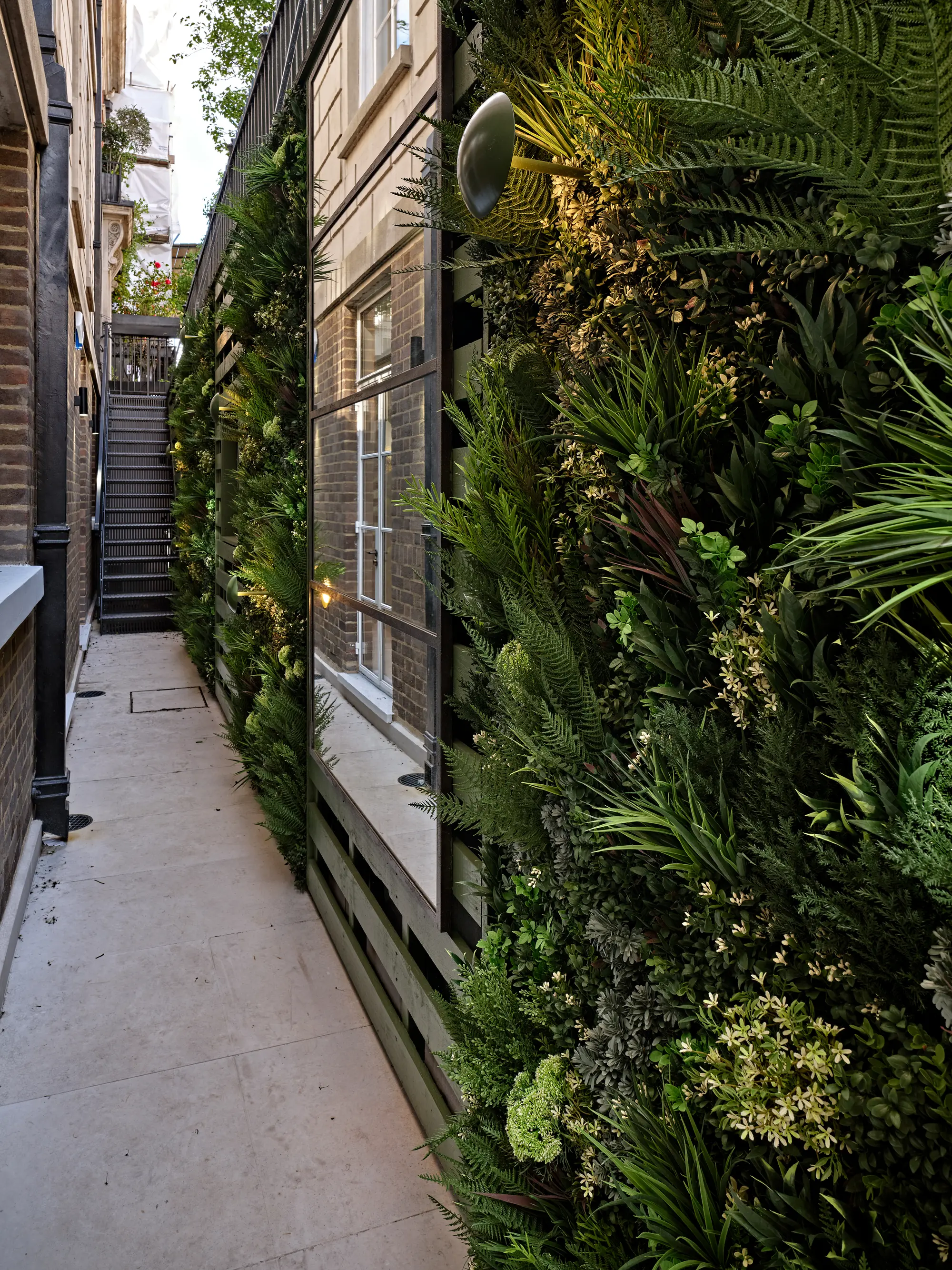 15 Mansfield Street
